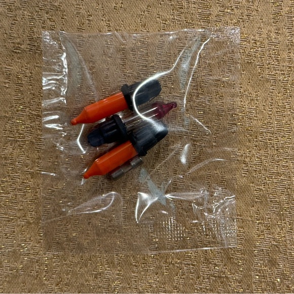 NIB Indoor Outdoor Halloween String Lights, 20 Orange Mini Bulbs, Black Wire - Picture 4 of 5